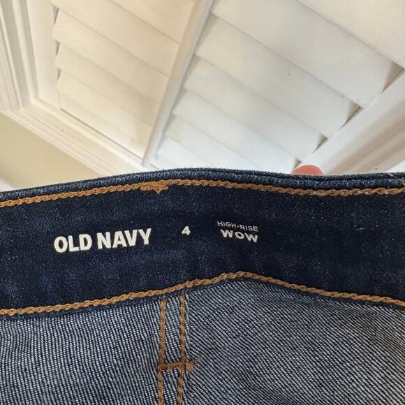 Old Navy High Rise Jean Shorts Size 4 - Picture 5 of 6
